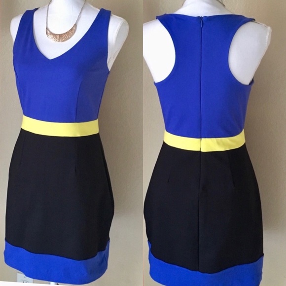 Cynthia Rowley Dresses & Skirts - Cynthia rowley Color block dress